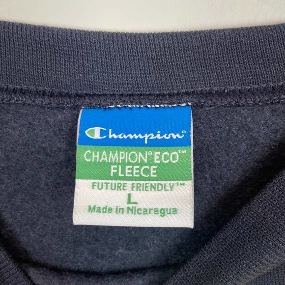 University of Michigan Champion Ugly Christmas Crewneck Sweatshirt Large NWOT - Picture 4 of 4